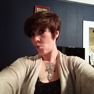 Meet your Posher, Jasmin